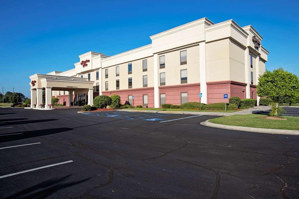 Hampton Inn Моултрі Екстер'єр фото