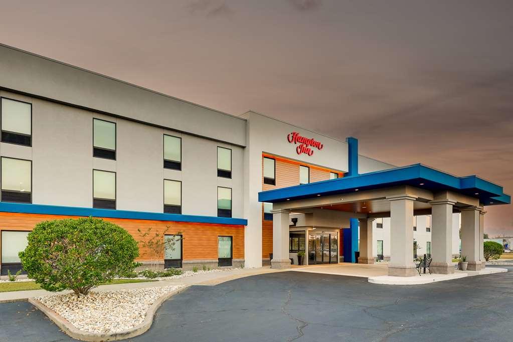 Hampton Inn Моултрі Екстер'єр фото