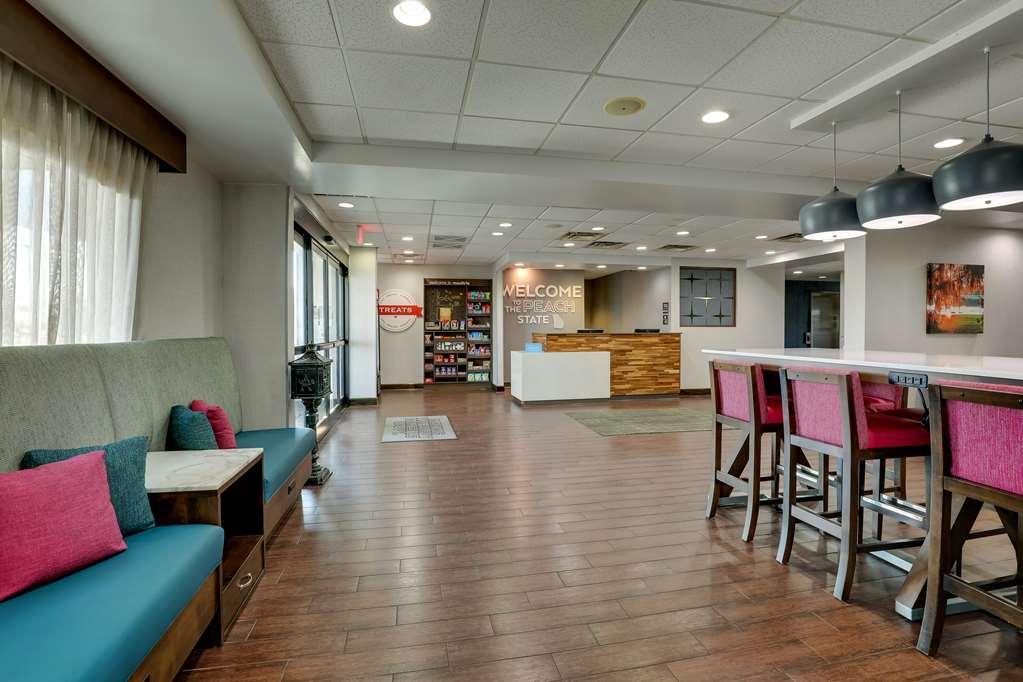 Hampton Inn Моултрі Інтер'єр фото