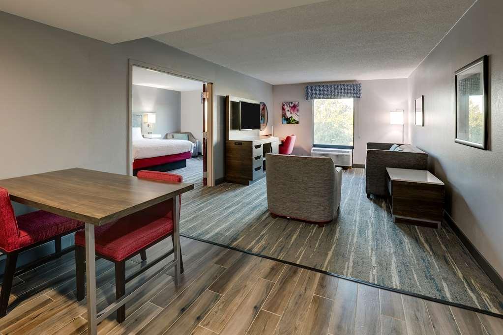 Hampton Inn Моултрі Номер фото