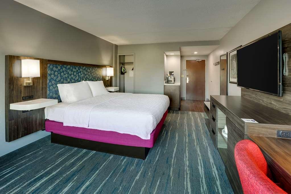 Hampton Inn Моултрі Номер фото